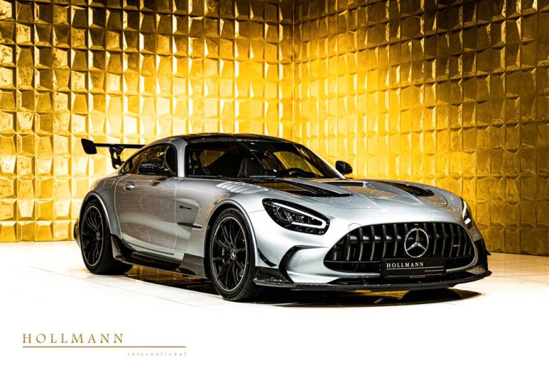 Mercedes-Benz AMG GT BLACK SERIES + AMG TRACK PACKAGE
