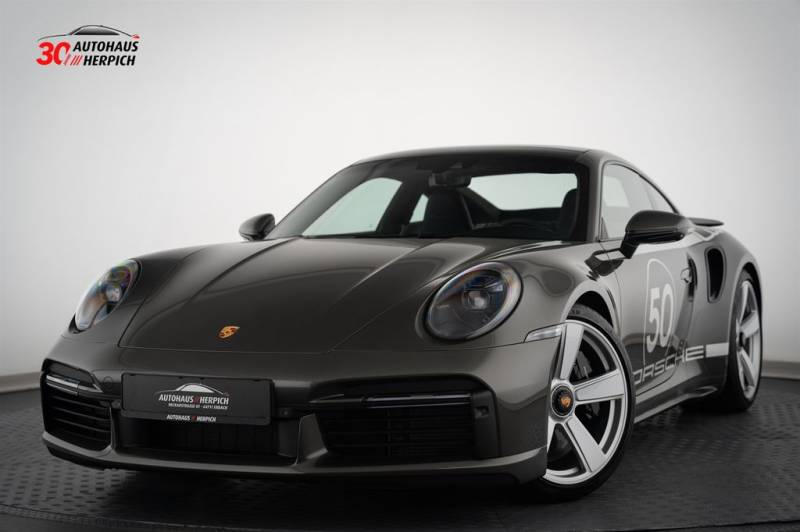 Porsche 992 Turbo 50 Jahre Heritage 360° Panorama
