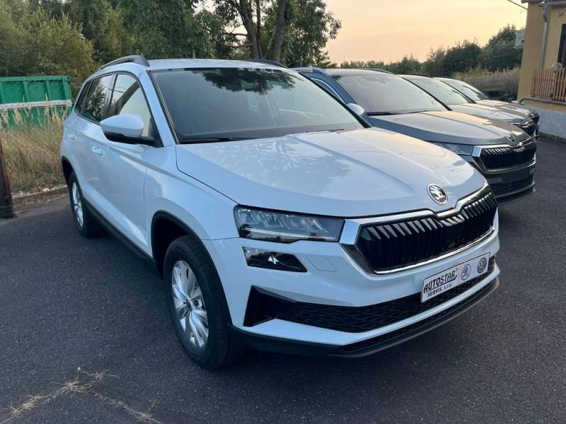 Skoda Karoq SELECTION 150 PS 7°DSG*5x SOFORT am LAGER