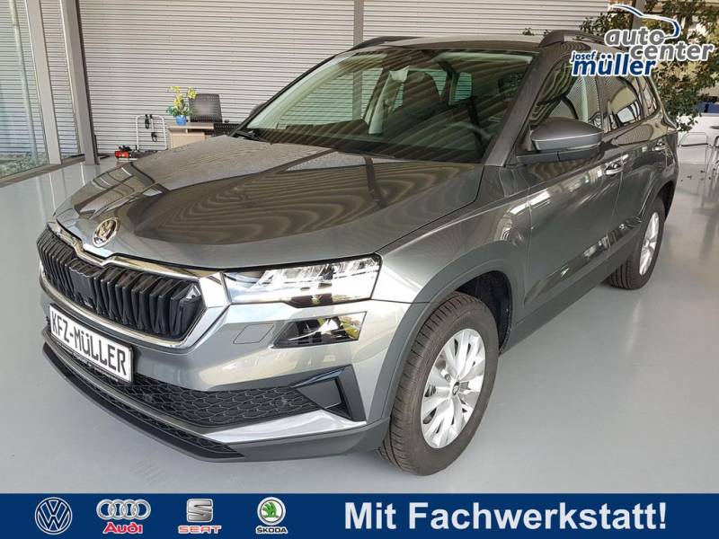 Skoda Karoq Garantie 4Jahre oder 120000km "DSG" AHK...