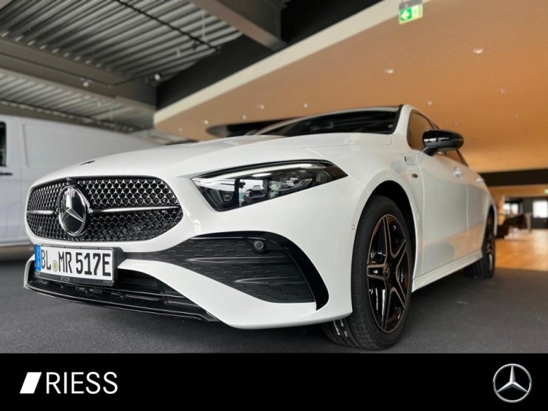 Mercedes-Benz A 250 e Kompaktlimousine mit EQ Hybrid Technolog
