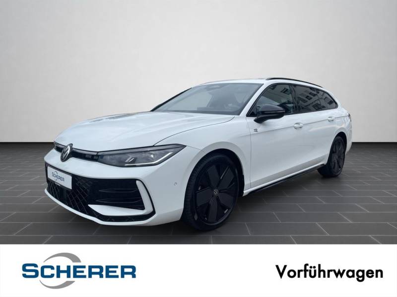 Volkswagen Passat Variant R-Line 2,0 l TDI SCR 150 PS DSG7