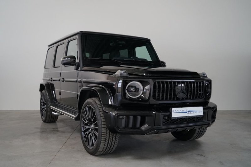 Mercedes-Benz G 63 AMG + MY25 + A22 + CARBON + SUPERIOR
