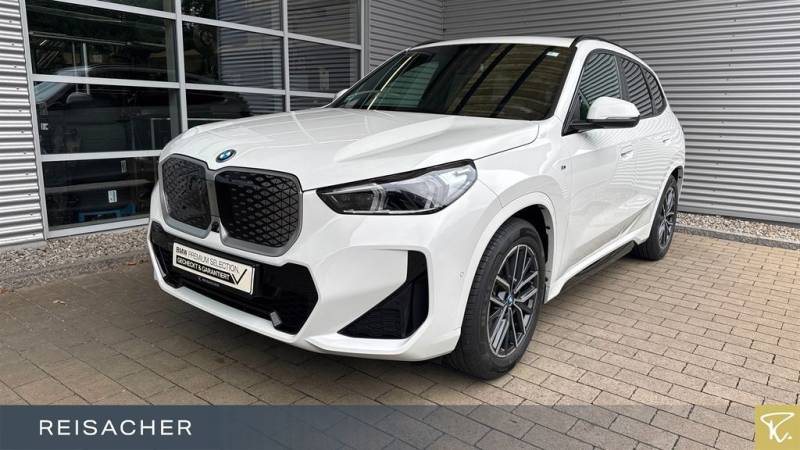 BMW IX1 XDRIVE30 M-Sport Navi HUD 360° ACC AHK 18"