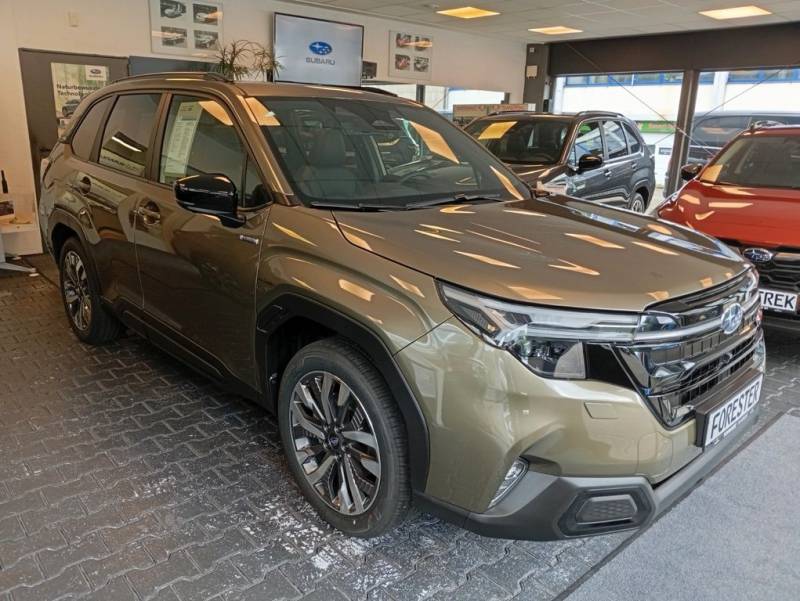 Subaru Forester 2,0i e-Boxer Platinum / Leder / GSD