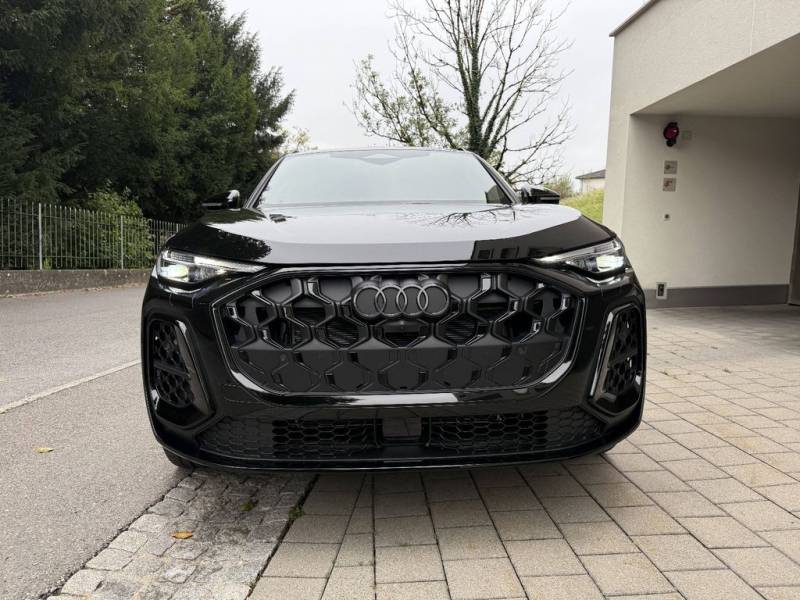 Audi Q5 SUV TDI quattro S-line/Tech+/21"/Pano/AHK