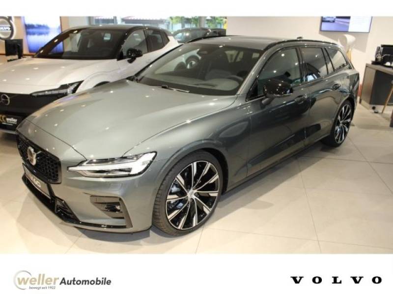 Volvo V60 B4 Benzin Ultra Dark AHK Pano 360 Kamera Spo