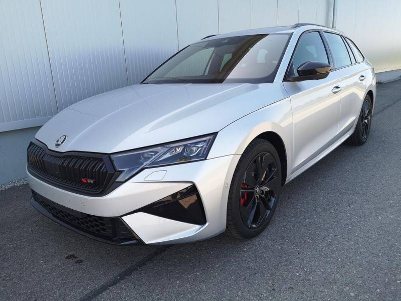 Skoda Octavia Kombi RS 2.0TSI Pano Matrix Area AHK Sou