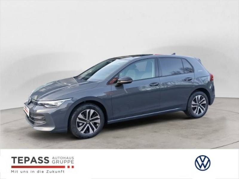 Volkswagen Golf 1,5 l eTSI DSG Energy PANO AHK GJR
