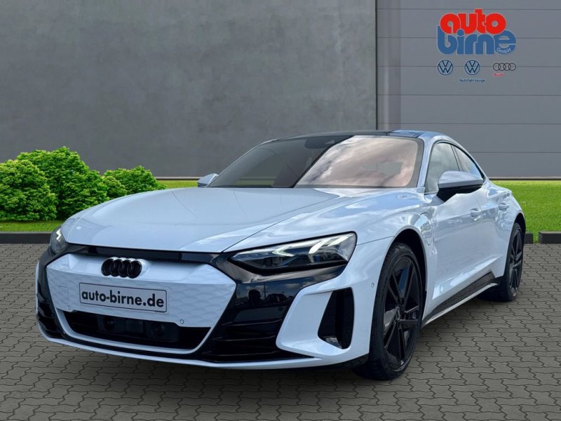 Audi e-tron GT quattro 350 kW HUD Luftfederung AD Niv
