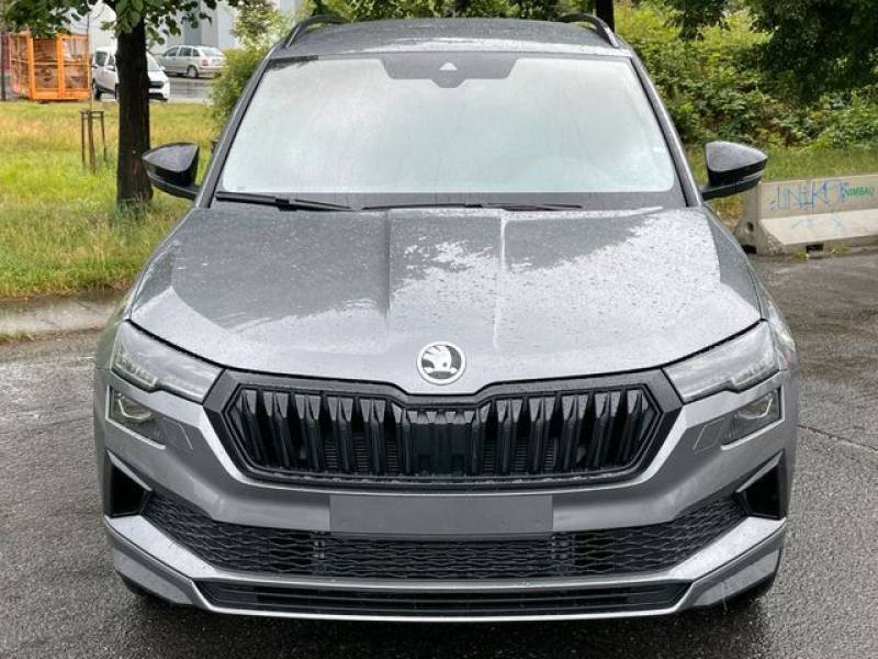 Skoda Karoq 2.0l TSI DSG 4x4 SPORTLINE NAVI PDC AHK