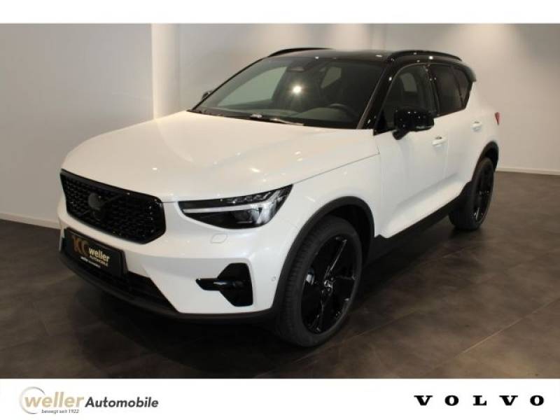 Volvo XC40 B3 Ultra Black Edition Pano Pixel-LED 360° 