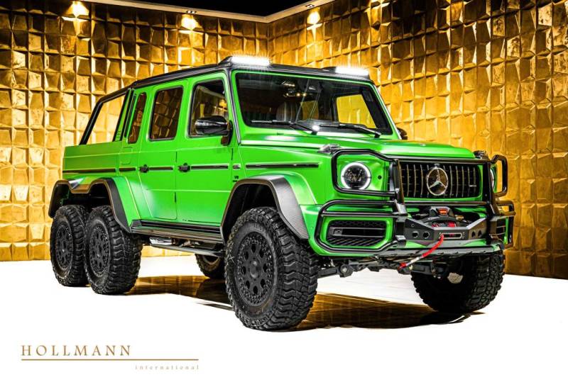 Mercedes-Benz G 63 AMG 6x6 + Customized