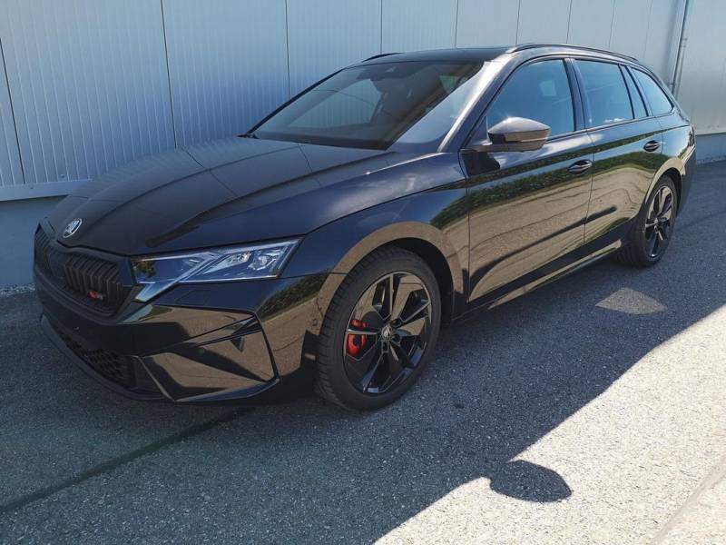 Skoda Octavia Kombi RS 2.0TSI Pano Matrix Area AHK Sou