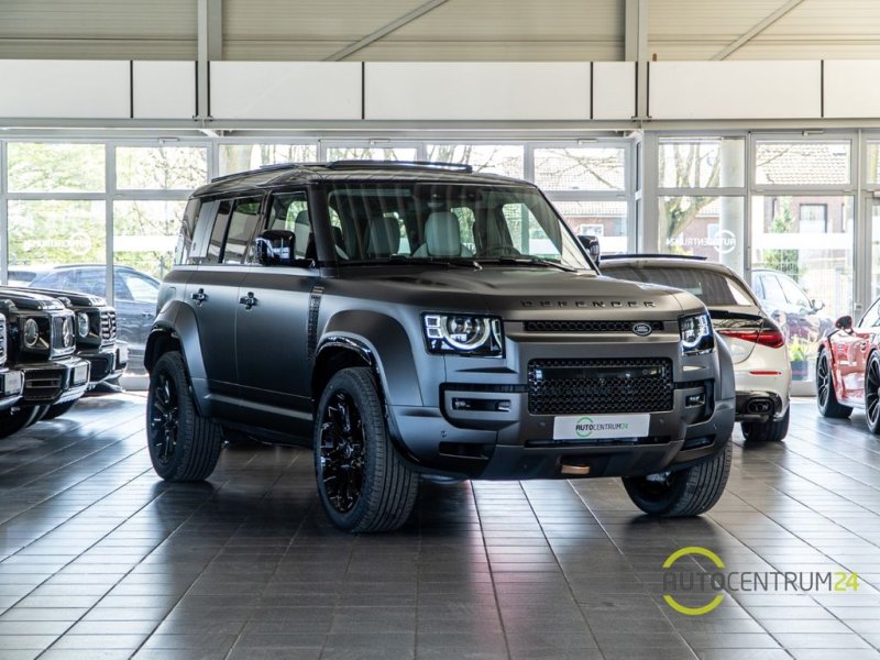 Land Rover Defender OCTA P635 4.4 V8 Pano HUD Carbon