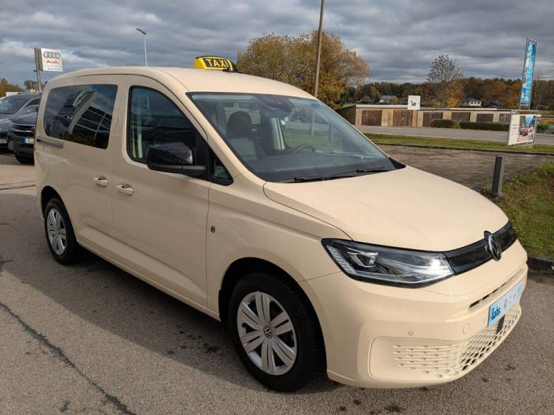 Volkswagen Taxi, Dachzeichen, Taxameter, Navi, LED