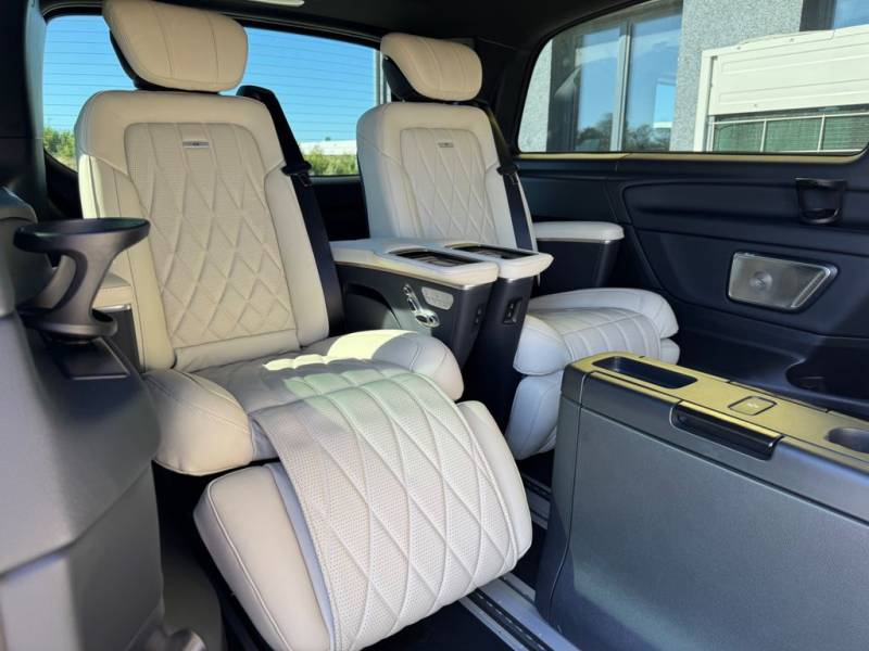 Mercedes-Benz Facelift Luxury-seats 2025 extra Long