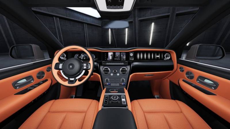 Rolls-Royce Cullinan BLACK BADGE - 2026 - 4 Seats - 2 Weeks