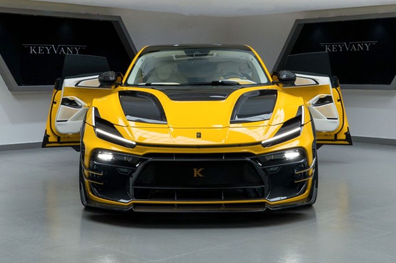 Ferrari PUROSANGUE KEYVANY/LEDER/CARBON/24/NEUWAGEN
