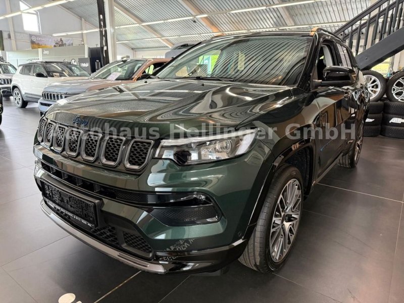 Jeep Compass Summit Plug-In Hybrid 4xe