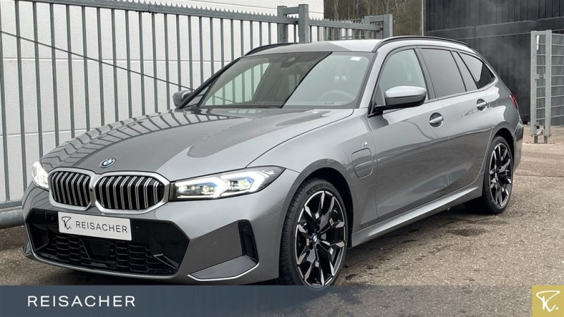 BMW 330e A Tou M-Sport,AHK,Autom
