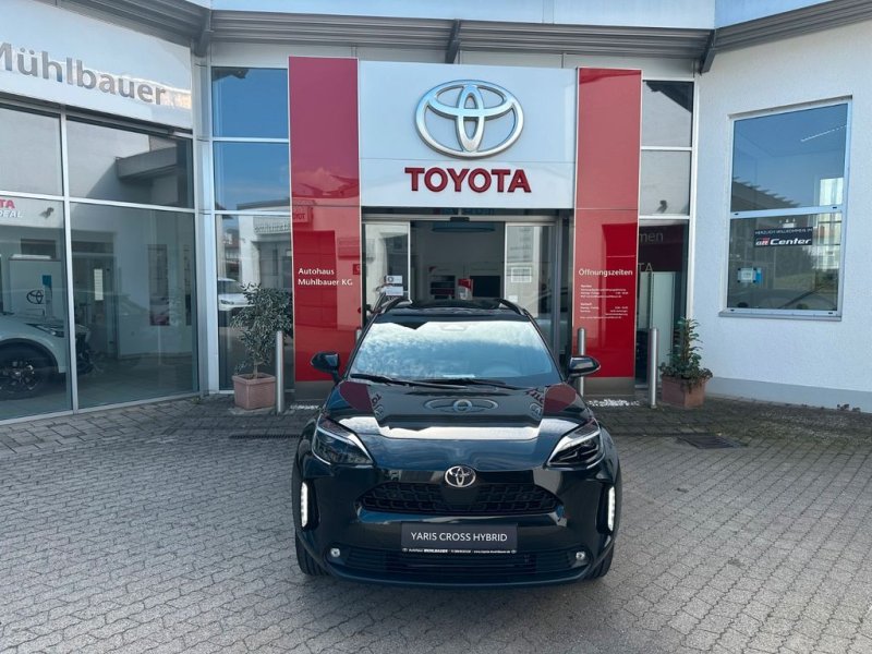 Toyota Yaris Cross Hybrid FWD Team Deutschland