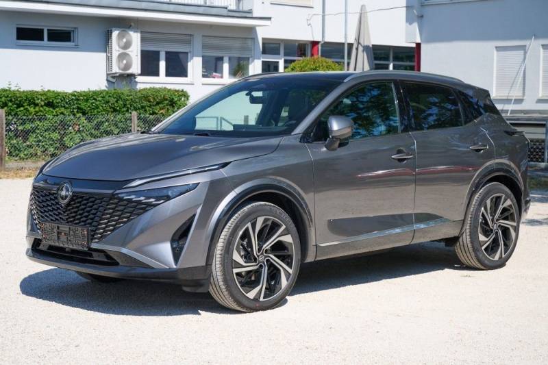 Nissan Qashqai Tekna+ 1.3 DIG-T Mild-Hybrid 116kW Xtron