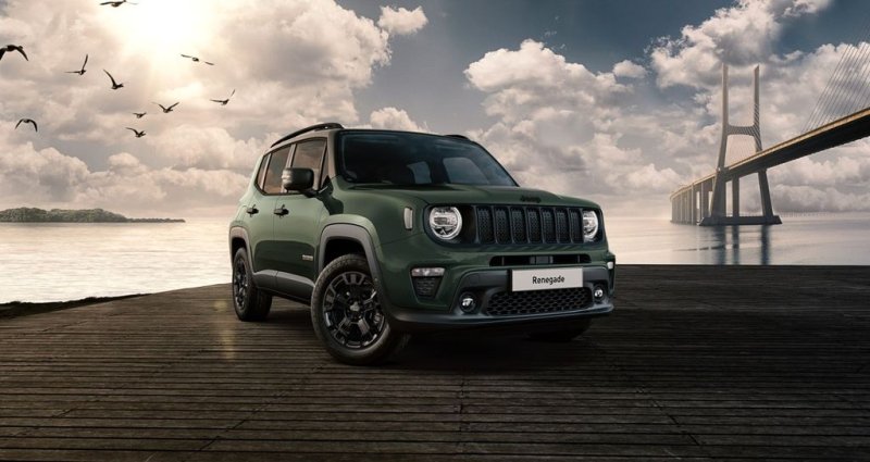 Jeep RENEGADE e-Hybrid -North Star 1.5l MHEV 48V PANO