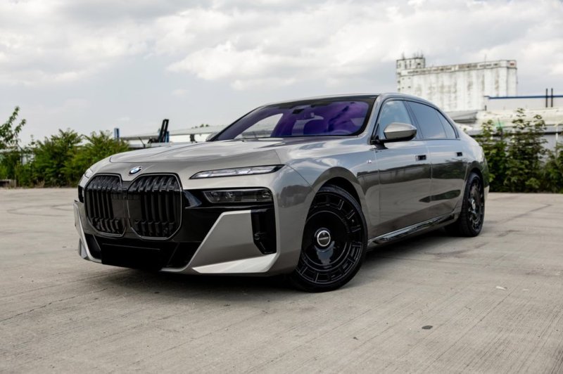 BMW 740 d xDrive M Sport FULL OPTION LP 168K MANSORY