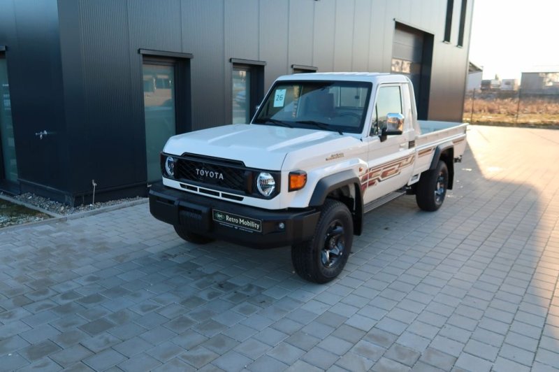 Toyota Land Cruiser GRJ79 Single Cab Z Ausführung