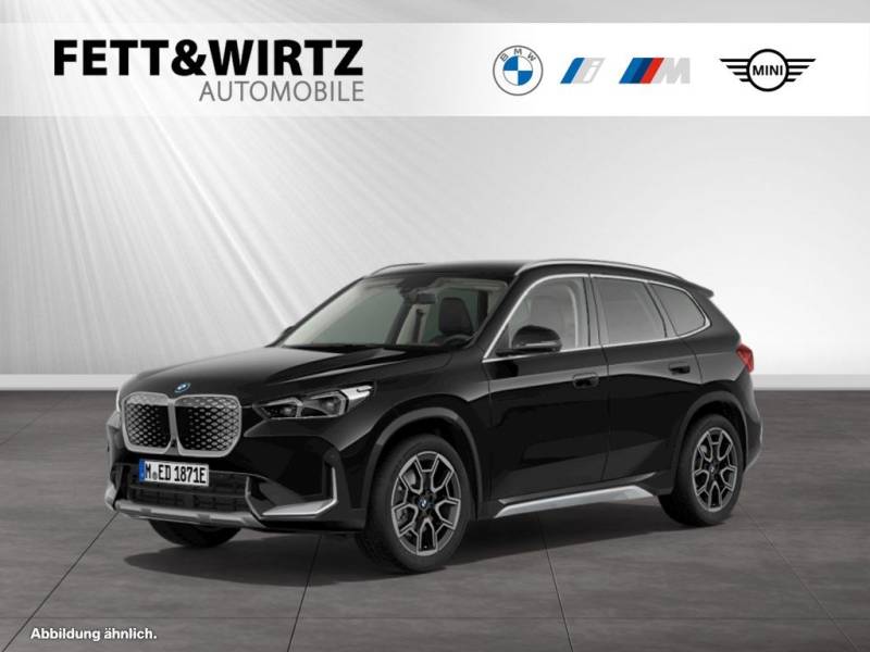 BMW iX1 eDrive20 AHK-PA-Prof.-DA+-Head-Up-LC-Prof.