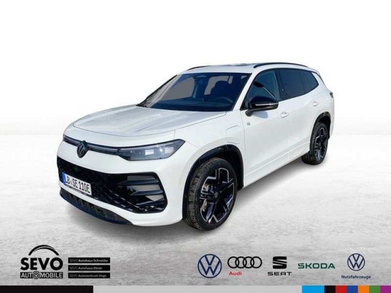 Volkswagen Tayron 1.5 TSI eHybrid DSG R-Line  V-COKP PANO A