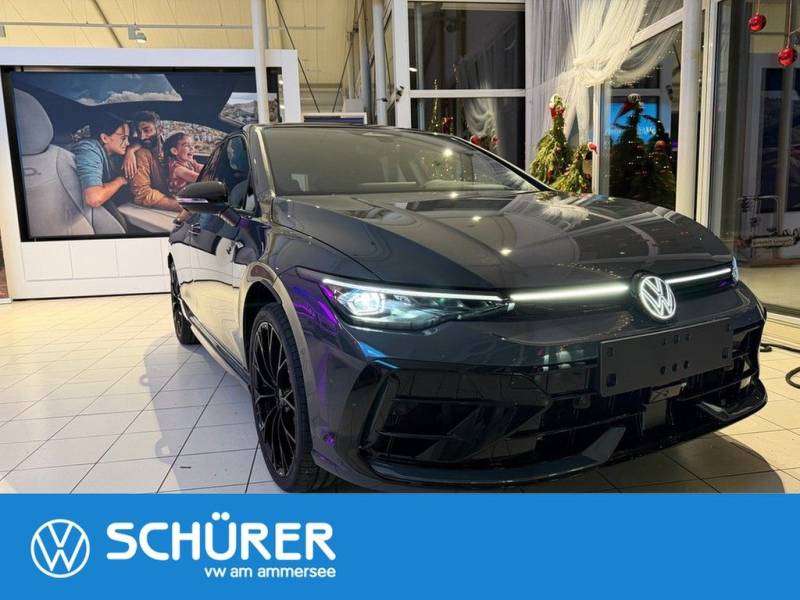 Volkswagen Golf VIII 2.0TSI 4MOTION R Black Edition