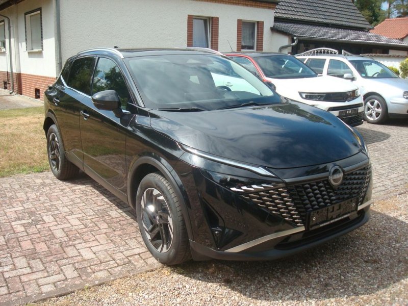 Nissan Qashqai 1.3 Mild Hybrid N-Connecta