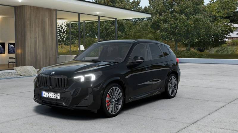 BMW X1 xDrive23i M Sport PRO HUD 20" AHK LED Lenkrad