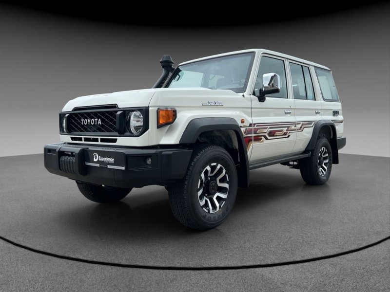 Toyota Land Cruiser GRJ76 AT Luxury, Sperren + Winde