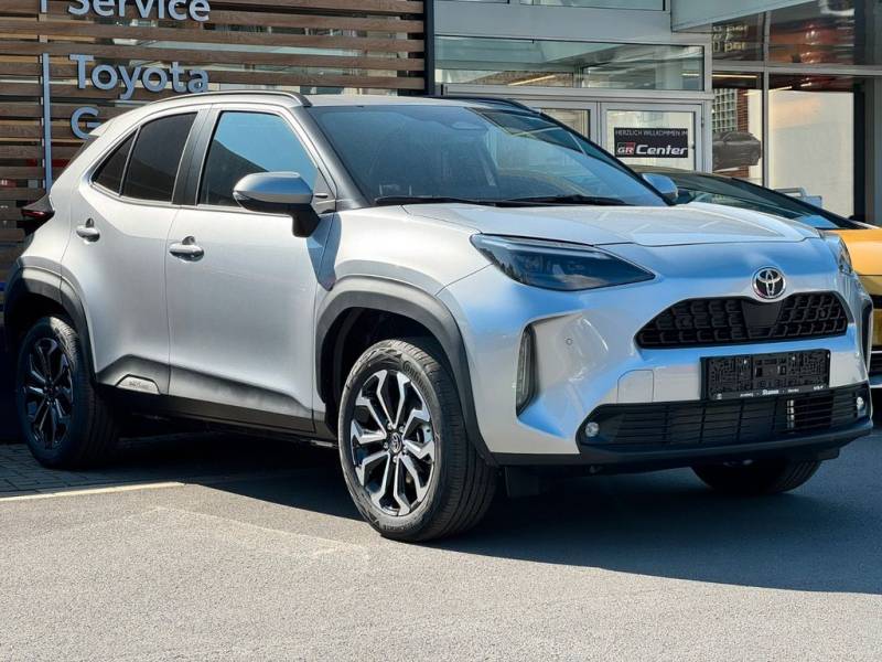 Toyota Yaris Cross 130 PS Hybrid Teamplayer - PDC - LED