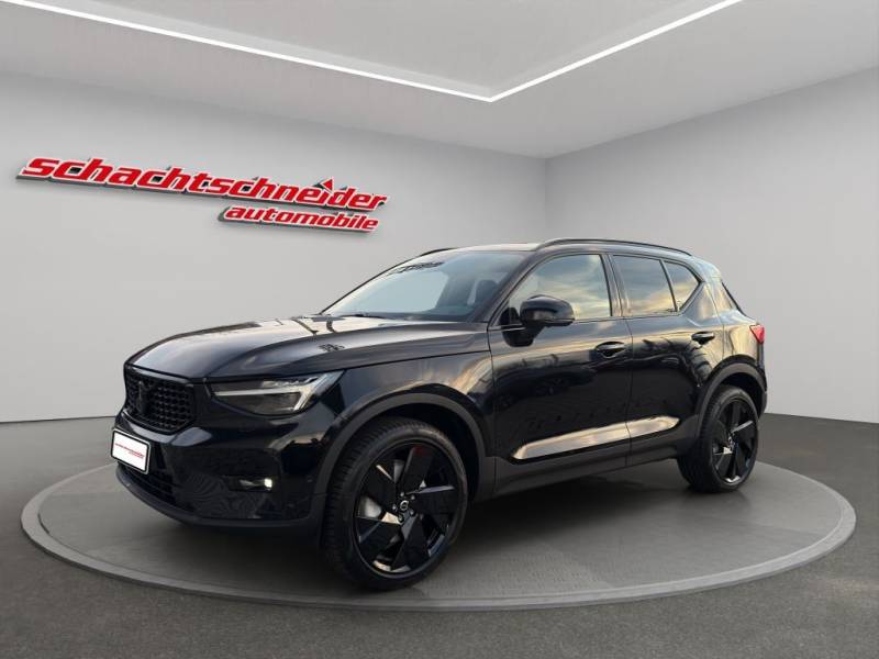 Volvo XC40 B3 B DKG Ultra Black Edition+AHZV+LichtPak