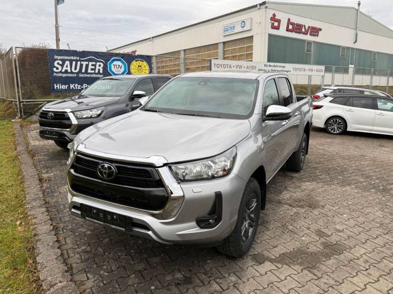 Toyota Hilux 2.4 D-4D Double Cab Comfort 4x4 Leder AHK