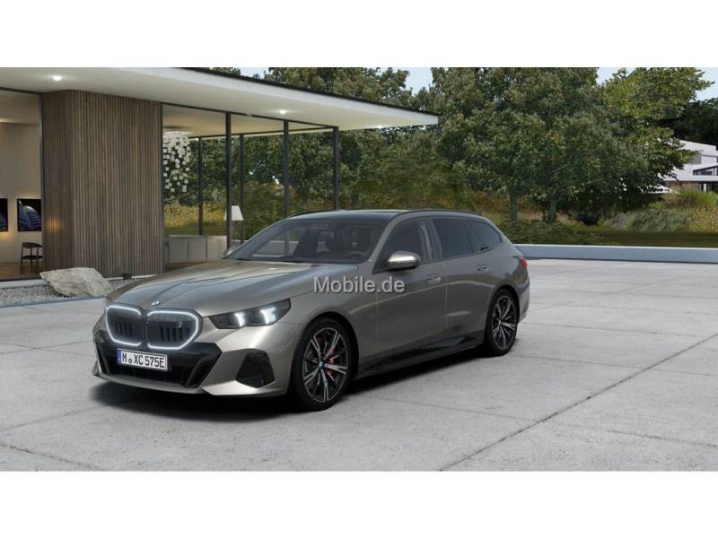 BMW i5 xDrive40 Touring M Sportpaket Panorama AHK