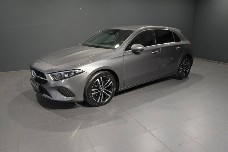 Mercedes-Benz A 200 d PROGRESSIVE/LED/NAVI/AHK/MBUX/SHZ