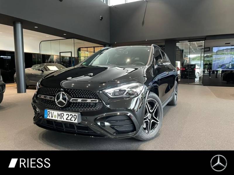 Mercedes-Benz GLA 250 4M AMG+AHK+DISTRONIC+MULTIBEAM+KEYL+360°