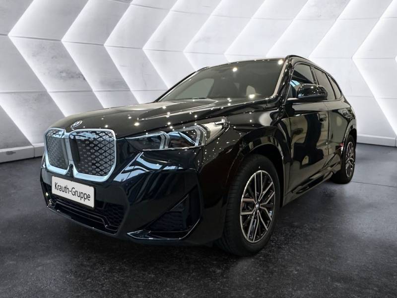 BMW iX1 eDrive20 M Sportpaket Head-Up HK HiFi DAB