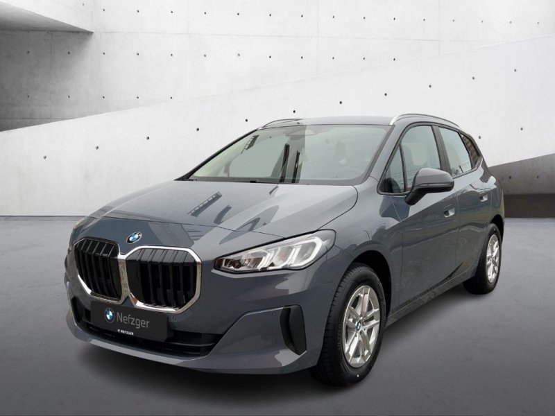 BMW 216 i Active Tourer Park-Assistent AHK-klappbar