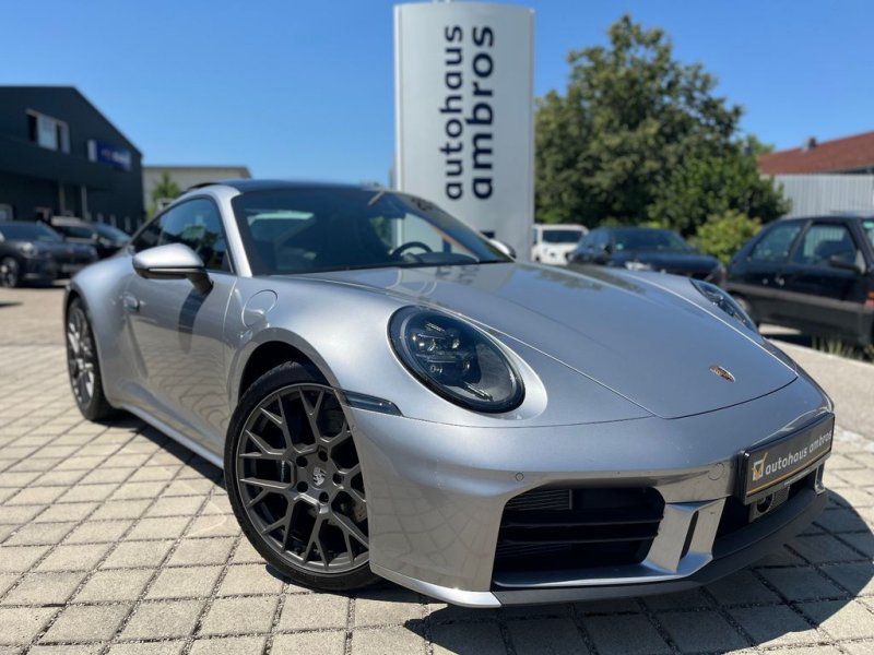 Porsche 992 911 Carrera 394PS*SportDesign*Abgas*Glasdach