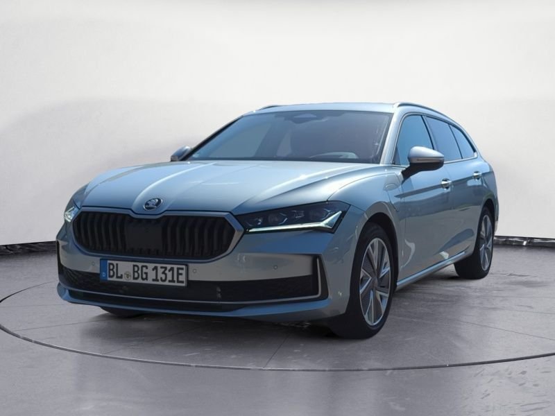 Skoda Superb Combi Selection 1,5 TSI iV 6-Gang-DSG