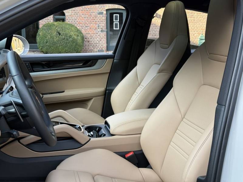 Porsche Cayenne E-Hybrid Coupe SPORTDESIGN*INNODRIVE*22