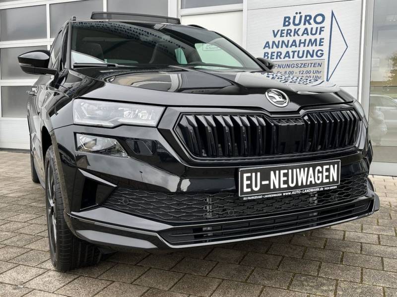 Skoda Karoq 1.5 TSI DSG Sportline PANO KAM AHK 4JGAR