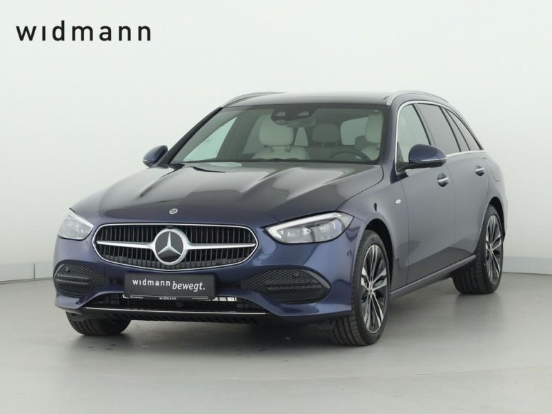 Mercedes-Benz C 300 de T-Modell mit EQ Hybrid Technologie HUD