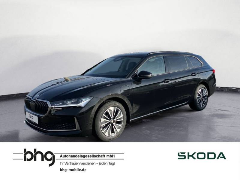 Skoda Superb Combi Selection 1,5 TSI iV  6-Gang-DSG
